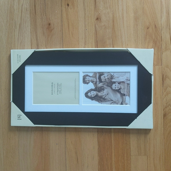 Sonoma Other - Sonoma Black 2 5x7s Wall Gallery Frame